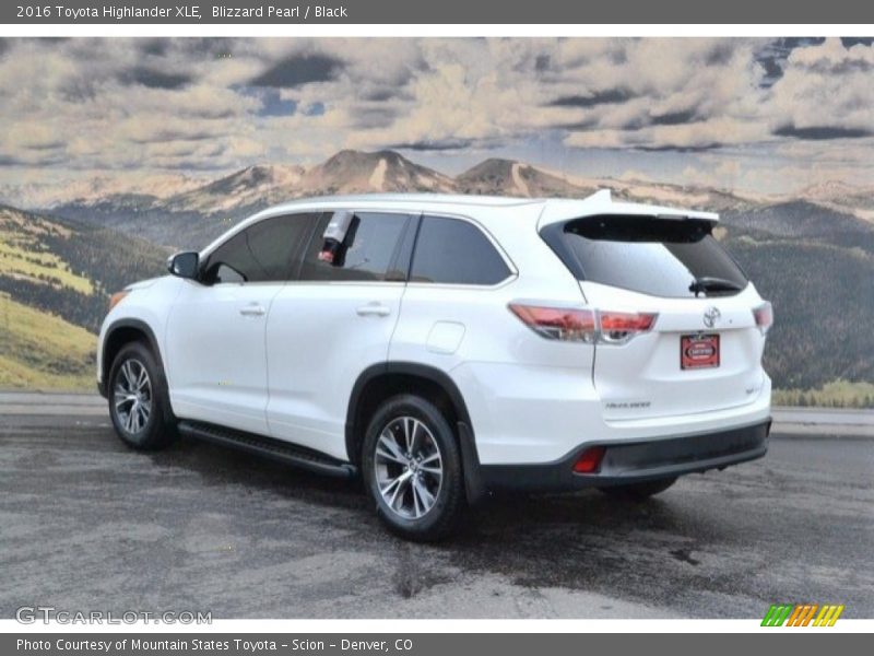 Blizzard Pearl / Black 2016 Toyota Highlander XLE