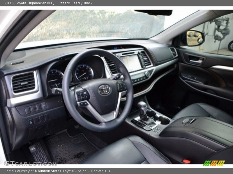 Blizzard Pearl / Black 2016 Toyota Highlander XLE