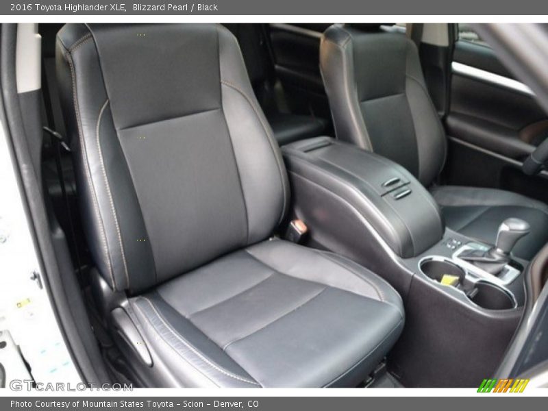 Blizzard Pearl / Black 2016 Toyota Highlander XLE