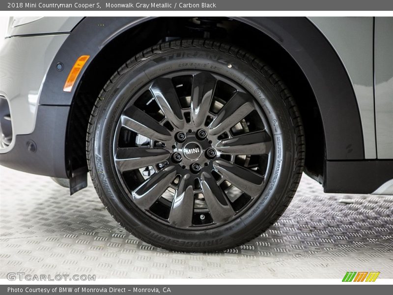 Moonwalk Gray Metallic / Carbon Black 2018 Mini Countryman Cooper S