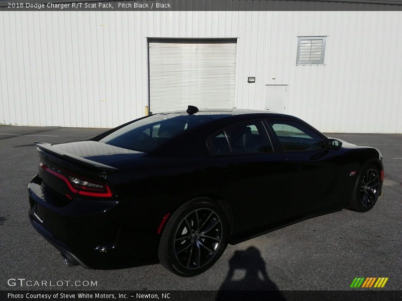 Pitch Black / Black 2018 Dodge Charger R/T Scat Pack