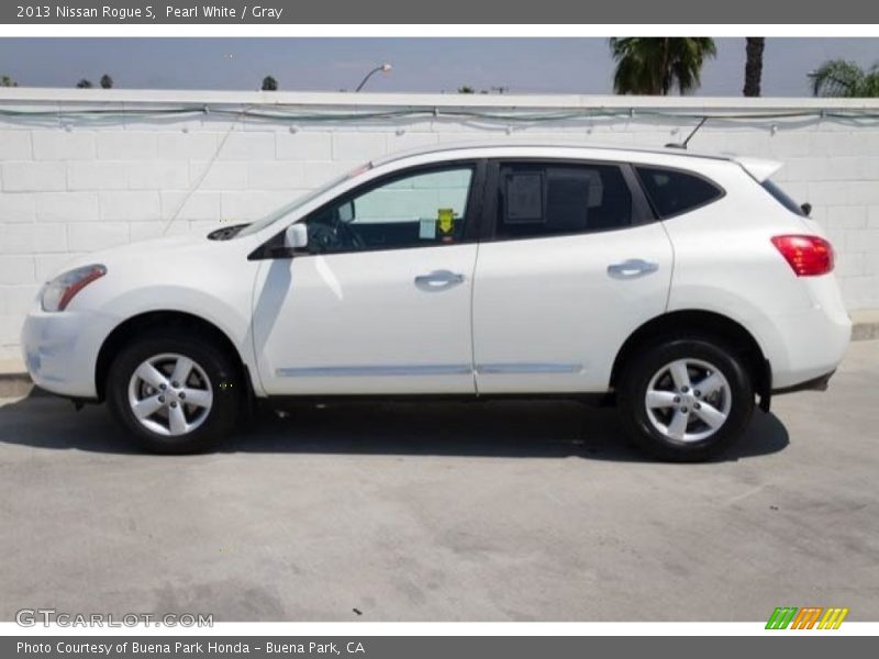 Pearl White / Gray 2013 Nissan Rogue S