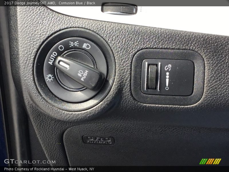 Contusion Blue / Black 2017 Dodge Journey SXT AWD
