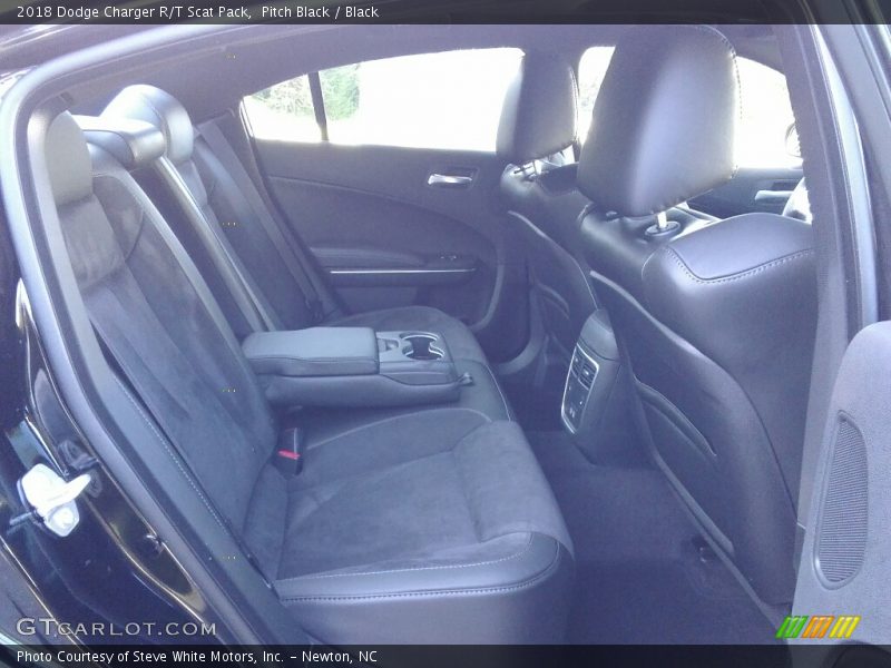 Pitch Black / Black 2018 Dodge Charger R/T Scat Pack