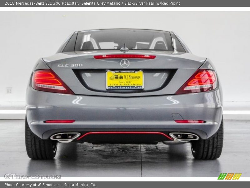 Selenite Grey Metallic / Black/Silver Pearl w/Red Piping 2018 Mercedes-Benz SLC 300 Roadster