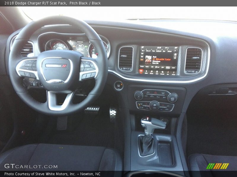 Pitch Black / Black 2018 Dodge Charger R/T Scat Pack