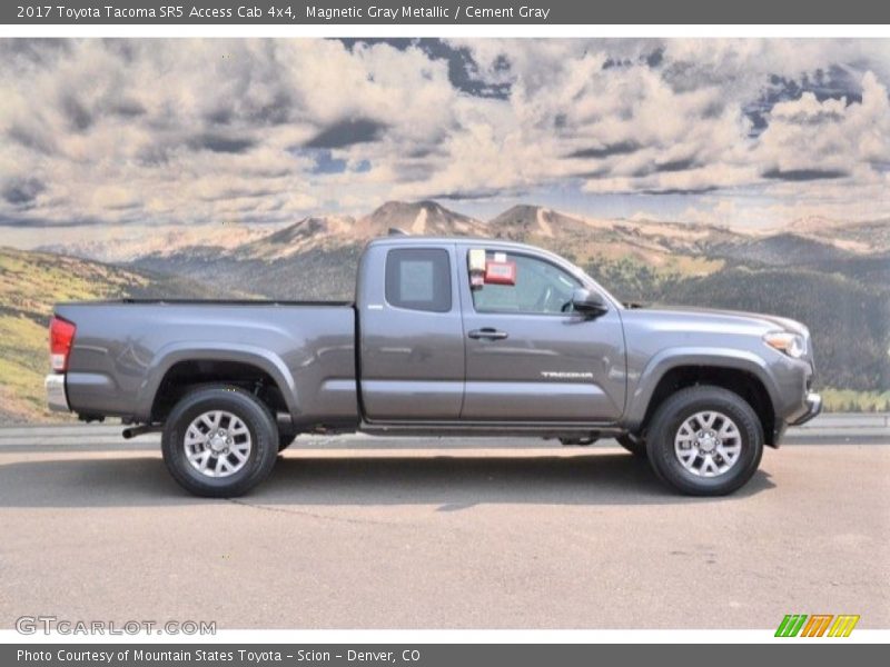Magnetic Gray Metallic / Cement Gray 2017 Toyota Tacoma SR5 Access Cab 4x4