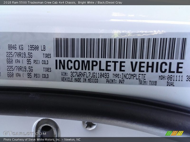 Bright White / Black/Diesel Gray 2018 Ram 5500 Tradesman Crew Cab 4x4 Chassis