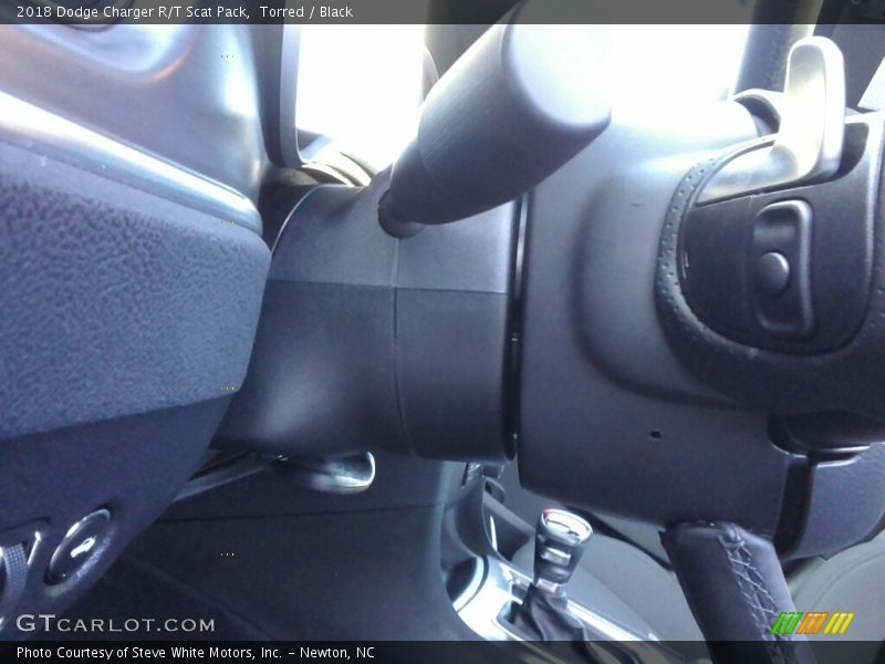 Torred / Black 2018 Dodge Charger R/T Scat Pack