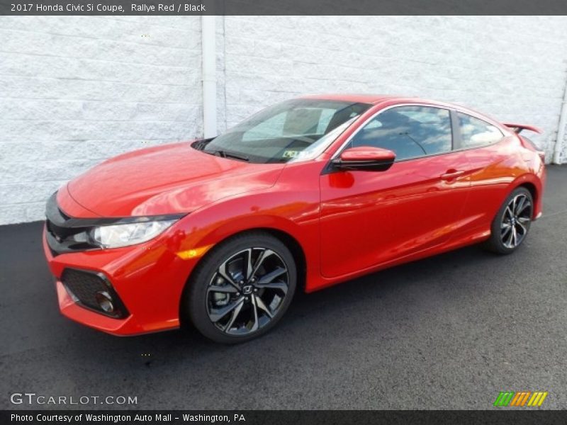 Front 3/4 View of 2017 Civic Si Coupe