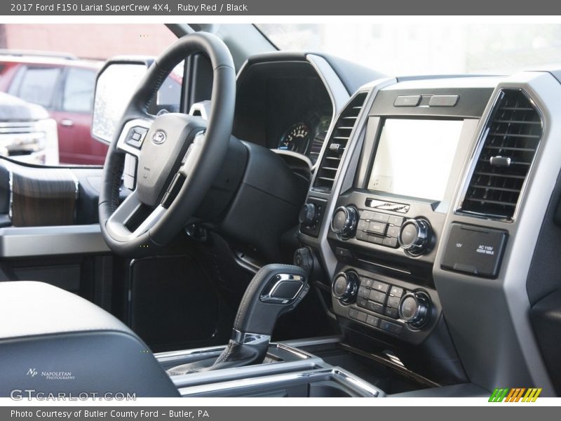 Ruby Red / Black 2017 Ford F150 Lariat SuperCrew 4X4