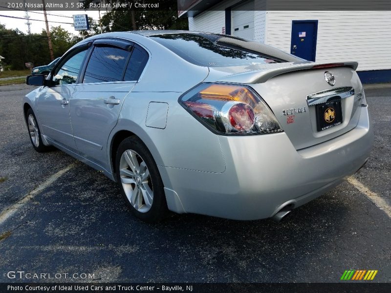 Radiant Silver / Charcoal 2010 Nissan Altima 3.5 SR