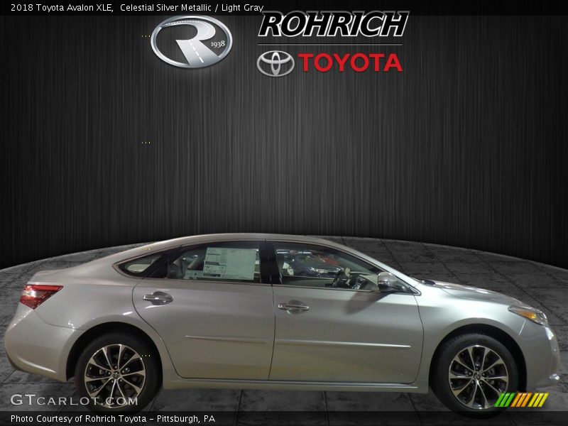 Celestial Silver Metallic / Light Gray 2018 Toyota Avalon XLE