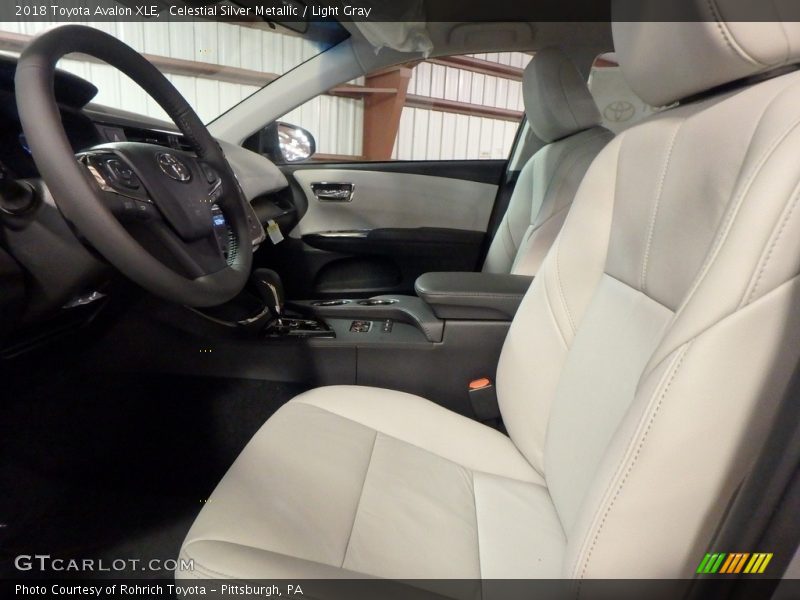 Celestial Silver Metallic / Light Gray 2018 Toyota Avalon XLE