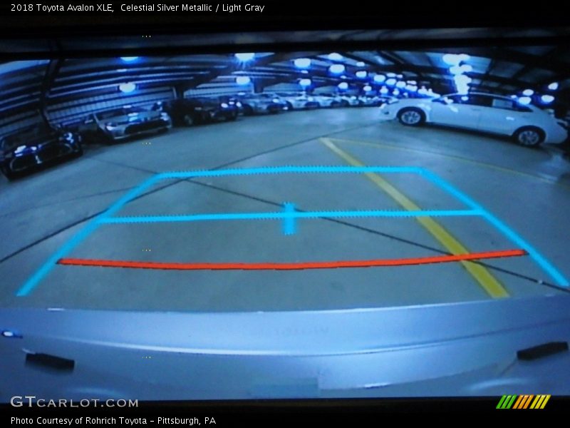 Celestial Silver Metallic / Light Gray 2018 Toyota Avalon XLE