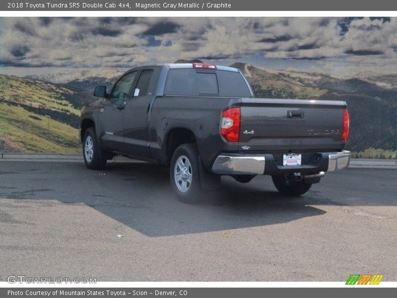 Magnetic Gray Metallic / Graphite 2018 Toyota Tundra SR5 Double Cab 4x4