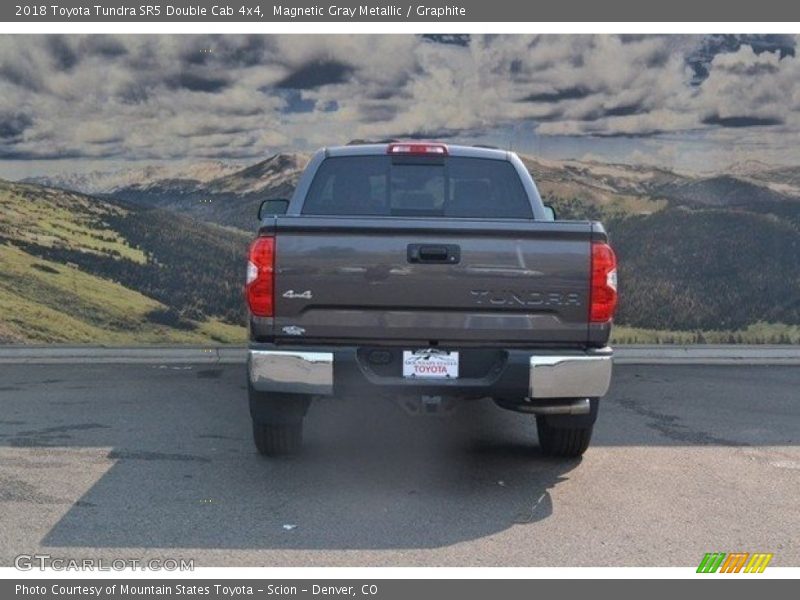 Magnetic Gray Metallic / Graphite 2018 Toyota Tundra SR5 Double Cab 4x4