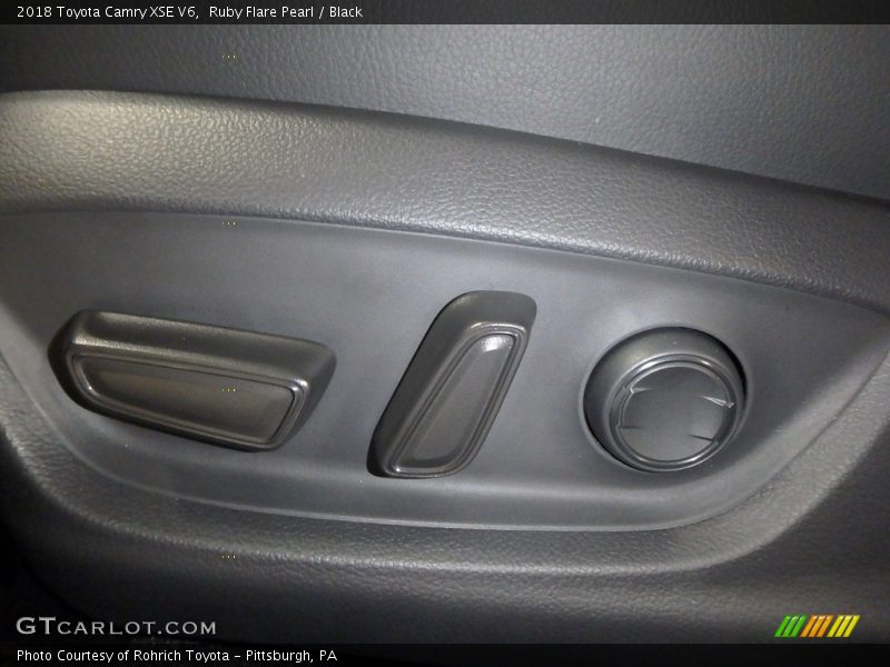 Ruby Flare Pearl / Black 2018 Toyota Camry XSE V6