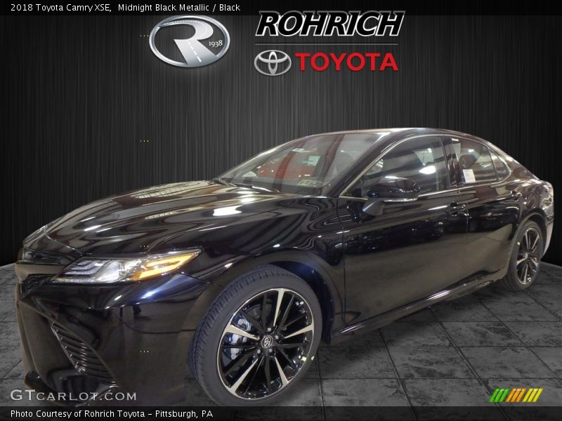 Midnight Black Metallic / Black 2018 Toyota Camry XSE