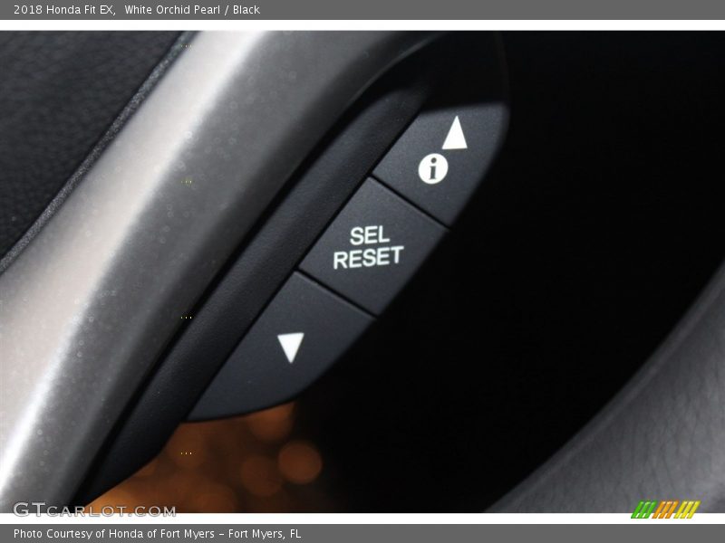 White Orchid Pearl / Black 2018 Honda Fit EX