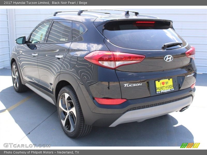 Black Noir Pearl / Beige 2017 Hyundai Tucson Limited