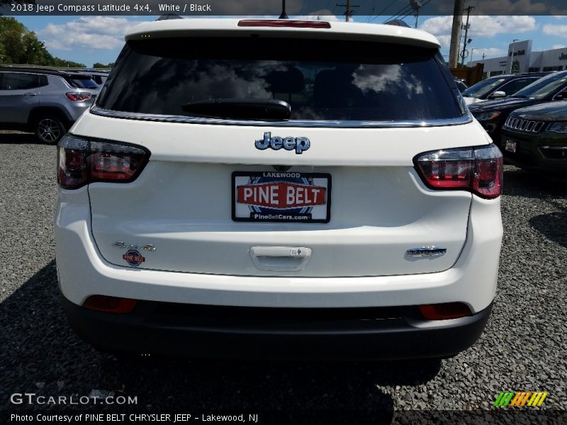 White / Black 2018 Jeep Compass Latitude 4x4