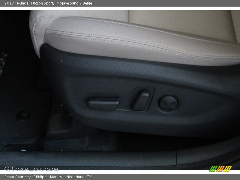 Mojave Sand / Beige 2017 Hyundai Tucson Sport