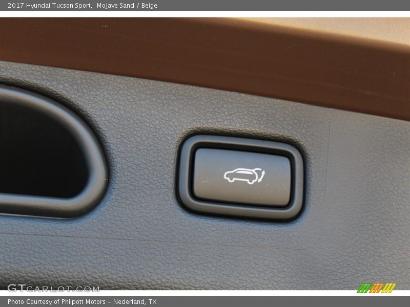 Mojave Sand / Beige 2017 Hyundai Tucson Sport