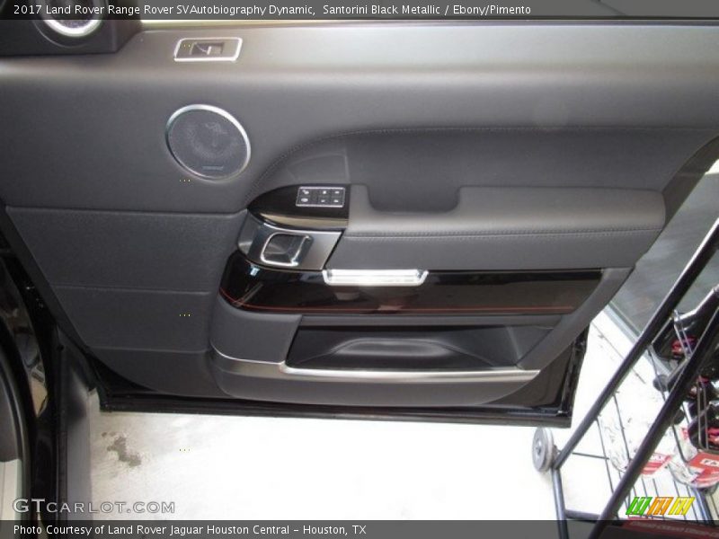 Door Panel of 2017 Range Rover SVAutobiography Dynamic