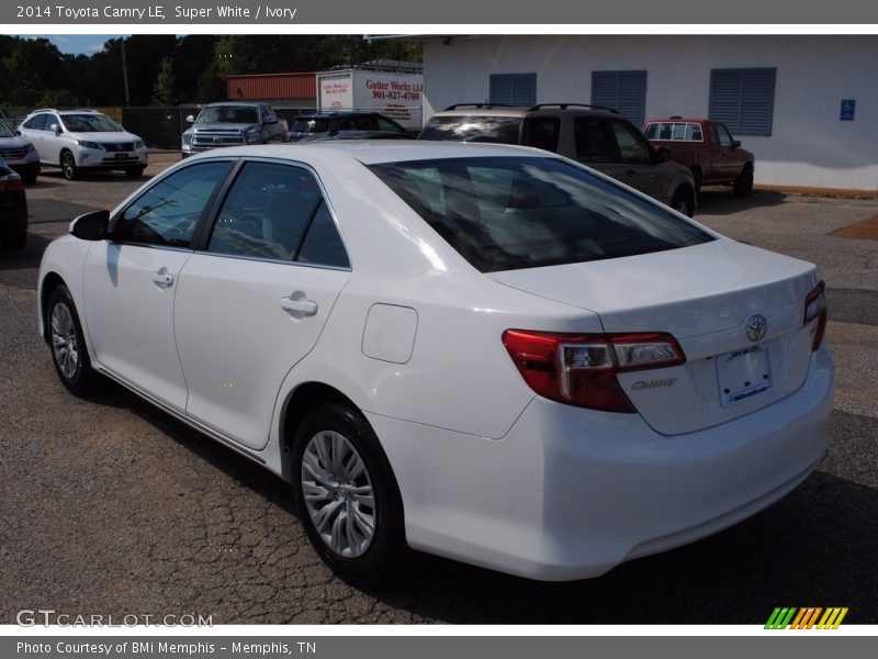 Super White / Ivory 2014 Toyota Camry LE