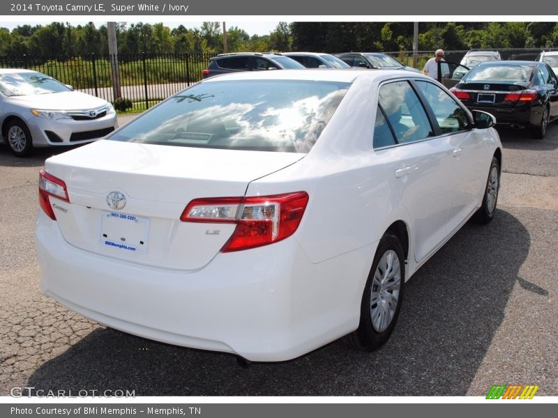 Super White / Ivory 2014 Toyota Camry LE