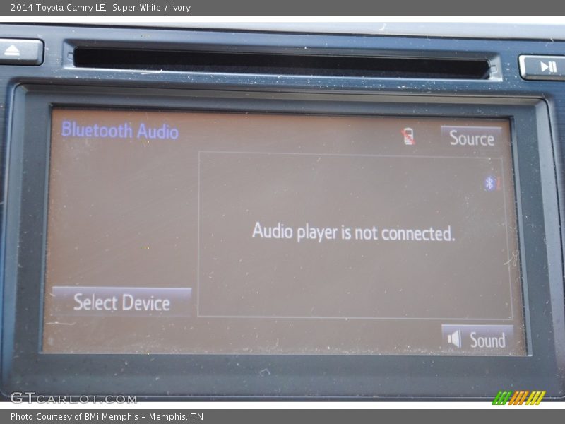 Super White / Ivory 2014 Toyota Camry LE