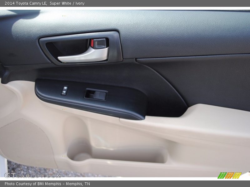 Super White / Ivory 2014 Toyota Camry LE