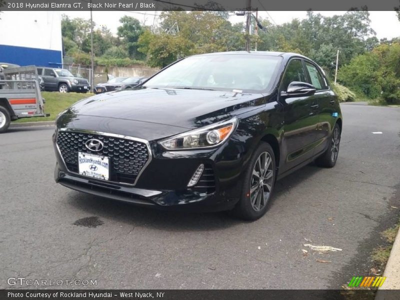 Black Noir Pearl / Black 2018 Hyundai Elantra GT