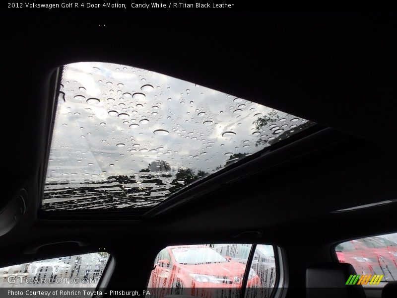 Candy White / R Titan Black Leather 2012 Volkswagen Golf R 4 Door 4Motion