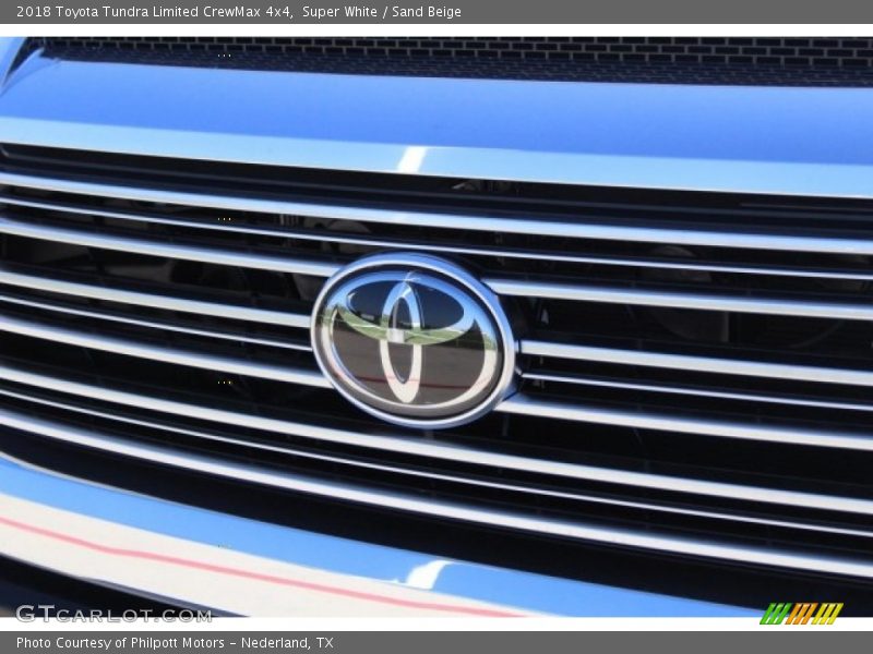 Super White / Sand Beige 2018 Toyota Tundra Limited CrewMax 4x4