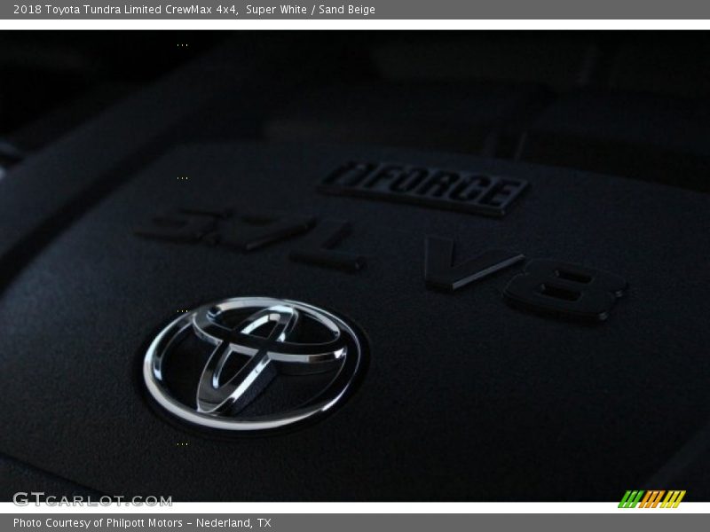 Super White / Sand Beige 2018 Toyota Tundra Limited CrewMax 4x4