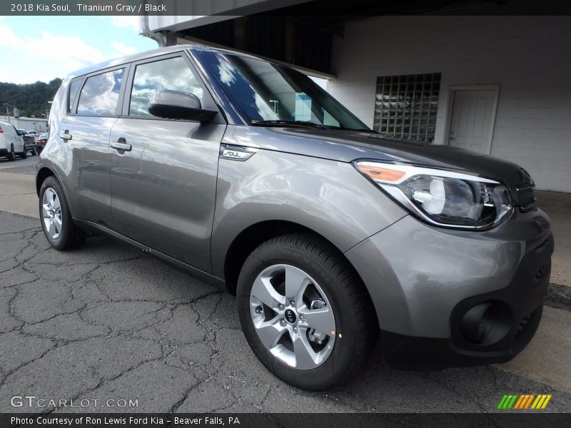 Front 3/4 View of 2018 Soul 