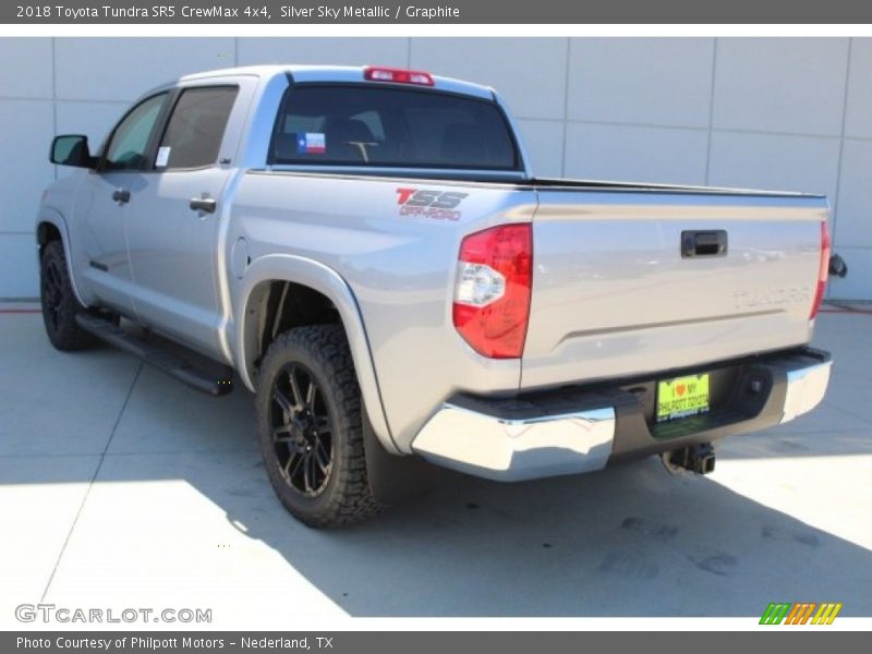 Silver Sky Metallic / Graphite 2018 Toyota Tundra SR5 CrewMax 4x4