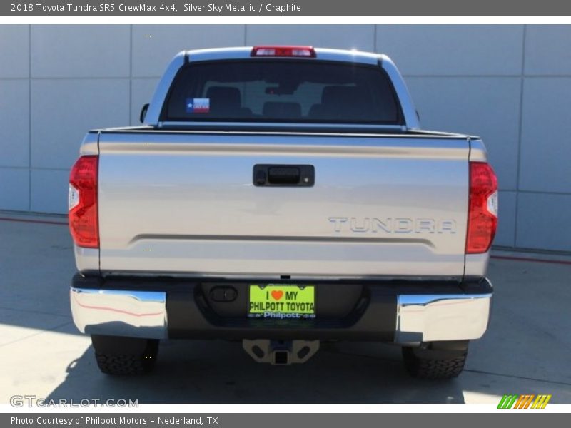 Silver Sky Metallic / Graphite 2018 Toyota Tundra SR5 CrewMax 4x4