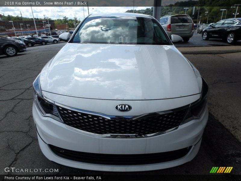 Snow White Pearl / Black 2018 Kia Optima EX