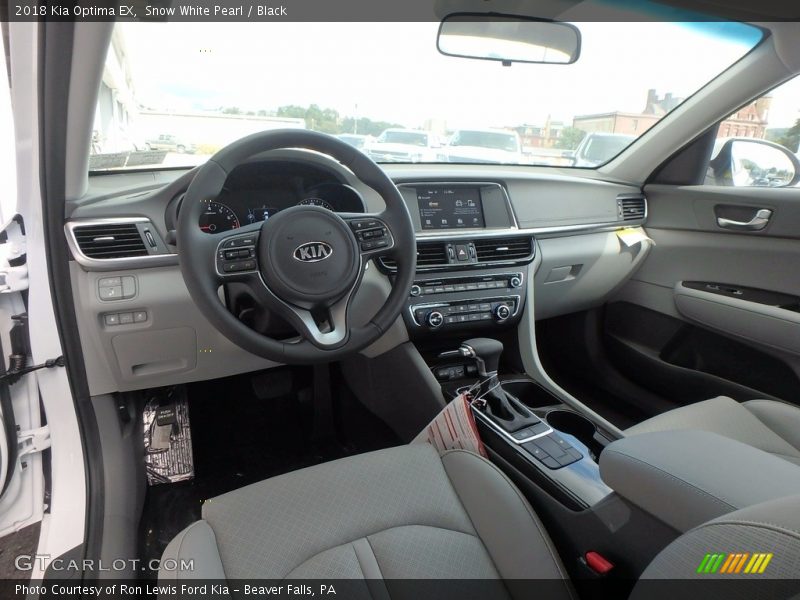 Snow White Pearl / Black 2018 Kia Optima EX