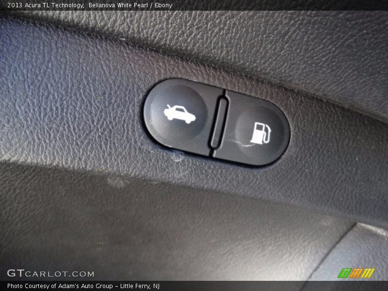 Bellanova White Pearl / Ebony 2013 Acura TL Technology