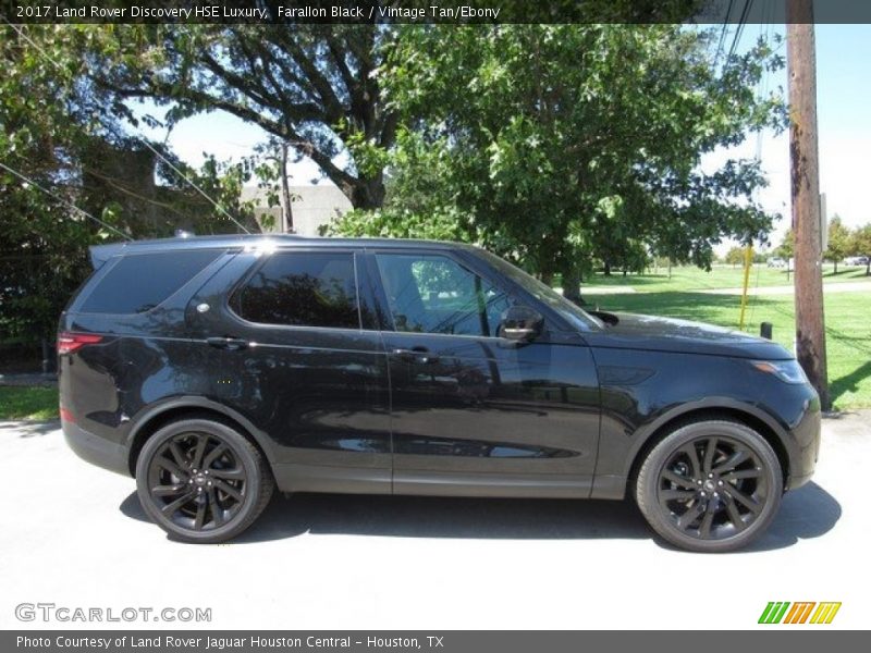 Farallon Black / Vintage Tan/Ebony 2017 Land Rover Discovery HSE Luxury