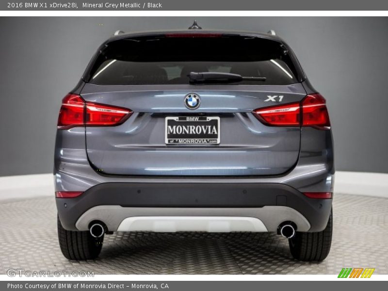 Mineral Grey Metallic / Black 2016 BMW X1 xDrive28i