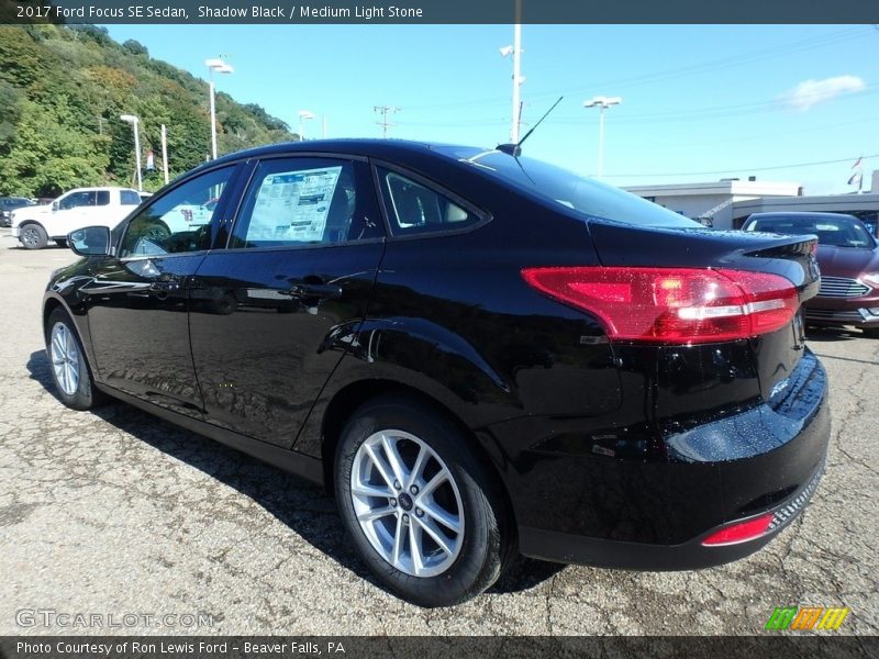 Shadow Black / Medium Light Stone 2017 Ford Focus SE Sedan