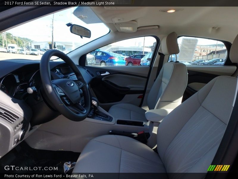 Shadow Black / Medium Light Stone 2017 Ford Focus SE Sedan