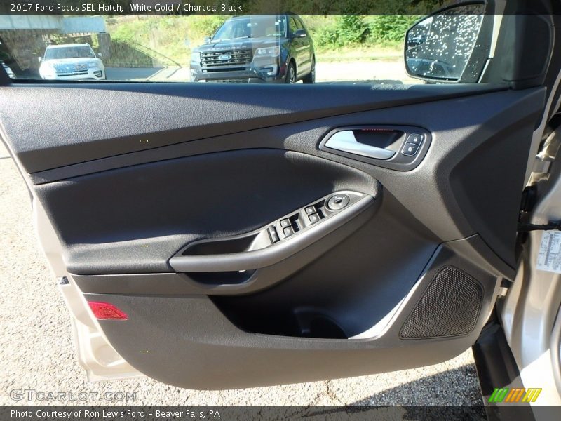 White Gold / Charcoal Black 2017 Ford Focus SEL Hatch