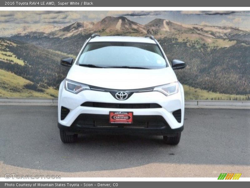 Super White / Black 2016 Toyota RAV4 LE AWD