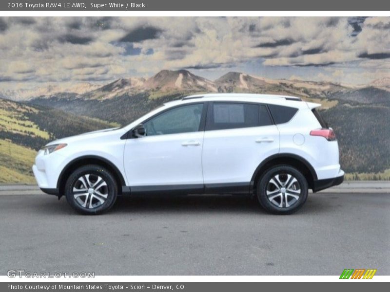 Super White / Black 2016 Toyota RAV4 LE AWD